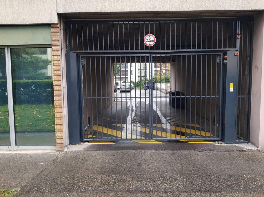 Parking Prive,T1 Bis, 10Mn Lyon Centre Villeurbanne Exterior foto